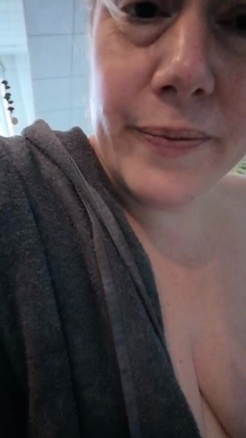 Amyleee 26-11-2021 Topless 